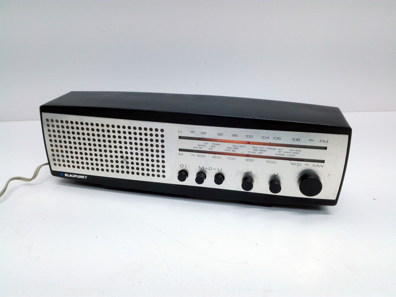 radio blaupunkt napoli plastico metal func 220v ilumina 13.5x41x9 1u